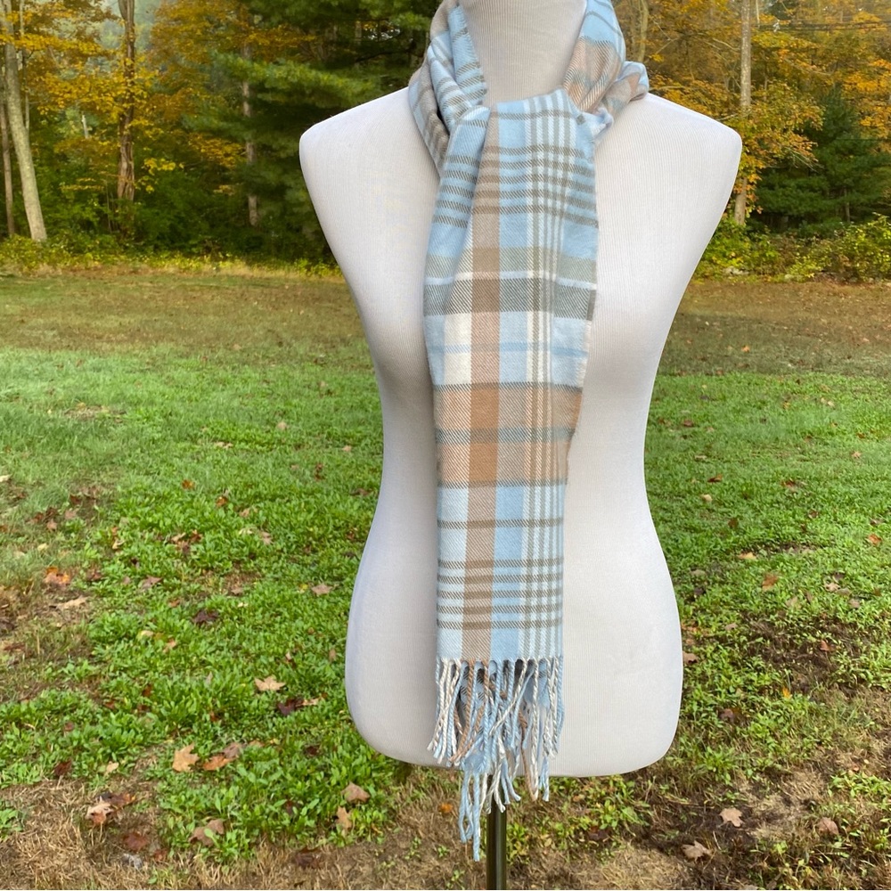 SCARF SCOTLAND CASHMERE BLUE WHITE GRAY BROWN PLAID FRINGE LONG ACCESSORY